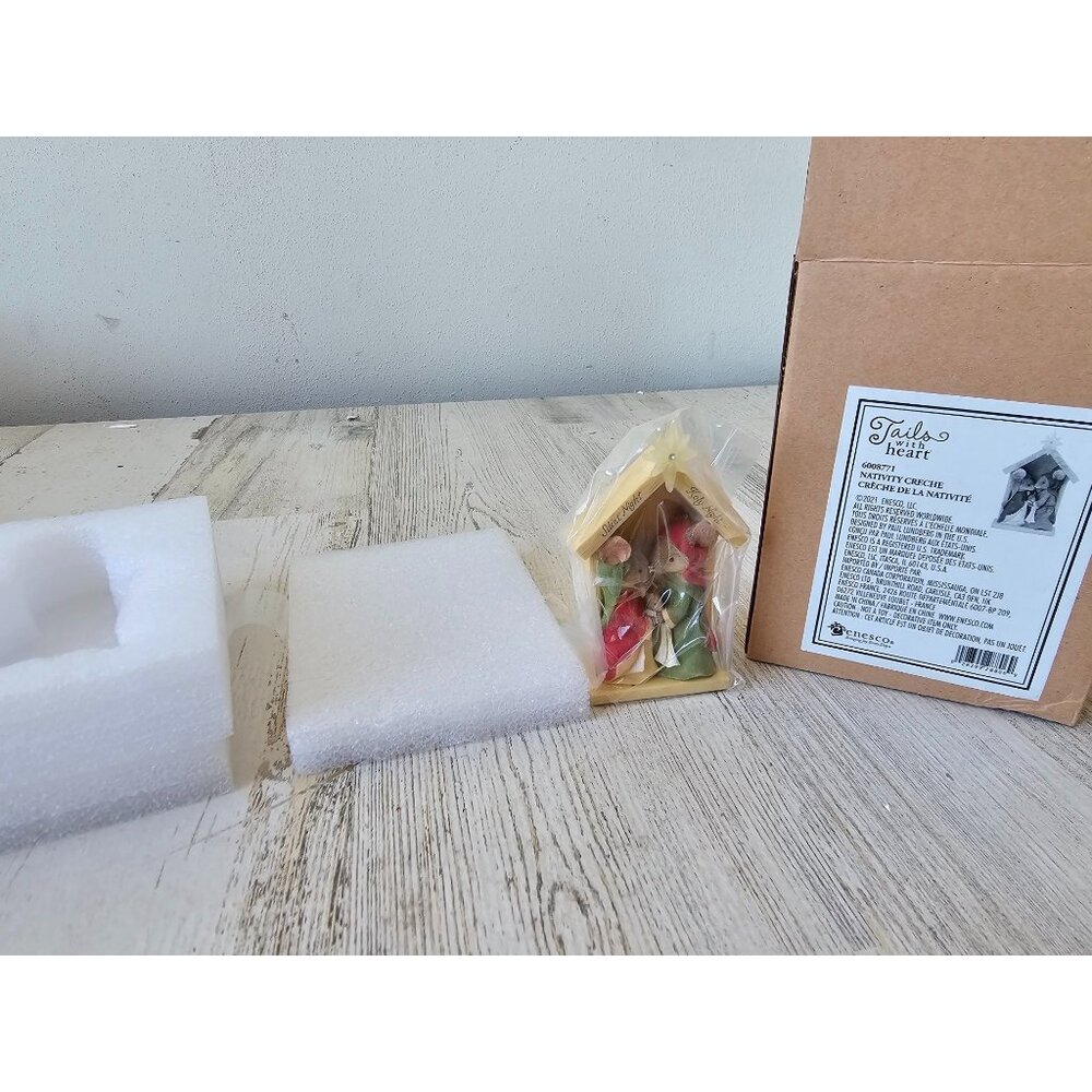 Enesco Nativity creche mouse tails with heart 600-8771 Mary Joseph figurine mini